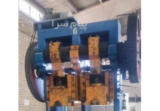 پرس دوشاتون قیومی ۱۵۰ تن ابعاد میز ۱۵۰x۶۷ سانتیمتر کورس ۱ در شهرک صنعتی مورچه خورت