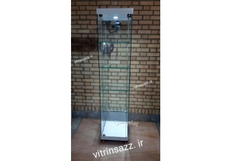 ویترین شیشه ای ثابت در تهران استند شیشه ای ثابت گزینه ای مناسب