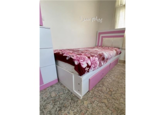 تخت خواب یه نفره کشو دار همراه کمد که سه کشو‌دارد در تهرانپارس ست تخت