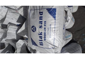 فروش ماسه سیاه در اصفهان ماسه مشکی مشکی با رنگی ثابت و چسبندگی بالا
