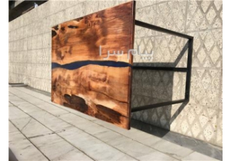 میز رزین در کرج طراحی و اولید انواع میزهای ترکیبی چوب و رزین تهیه شده