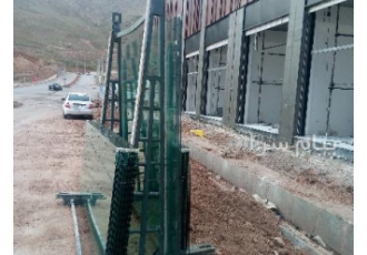 کارگر حمل و جابجایی شیشه سکوریت