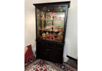 فروش بوفه چوبی دوتکه مشکی در پردیس ابعاد طول 105 سانتی متر و ارتفاع 203