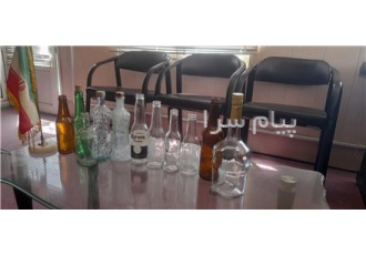 بطری شیشه ای در اندیشه باسلام فروش انواع بطری و جار عمده و خرده ایستکی