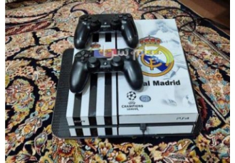 فروش PS۴ ۵۰۰ گیگ دو دسته یک دسته اصل و ۷ بازی در شبستر فروش PS4 500 گیگ