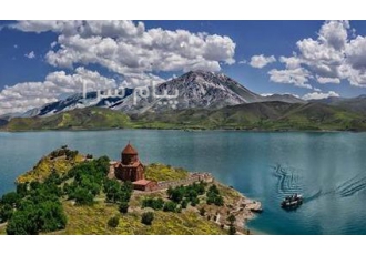 تور ترکیه ( وان ) زمینی با قطار اقامت در هتل رسمینا ۴ ستاره در تهران
