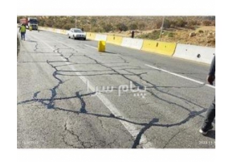 انجام درزگیری آسفالت راه های اصلی و فرعی انجام درزگیری آسفالت راه