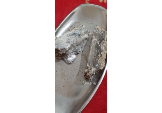 فروش سنگ ژیپس راف شفاف و خام باکیفیت عالی در میانه فروش سنگ ژیپس سلنایت